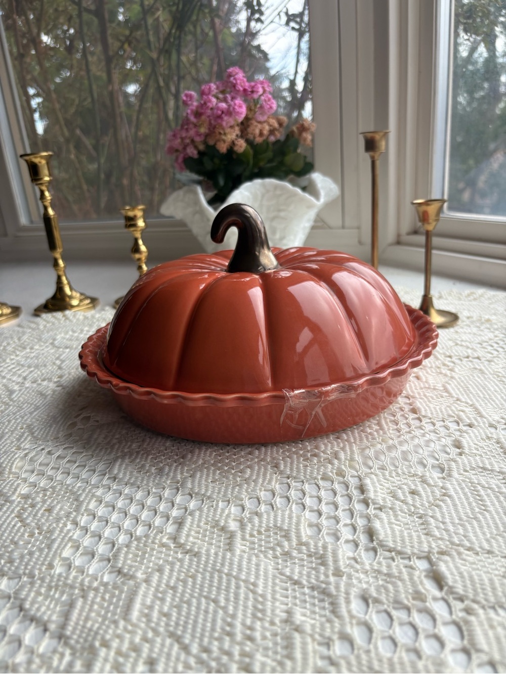 Ceramic Pumpkin Covered Pie Dish